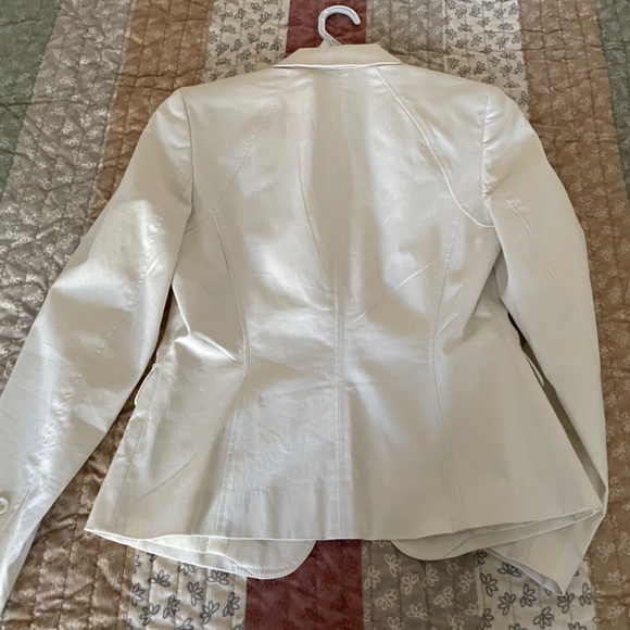 Jacket - Picture 2 of 4